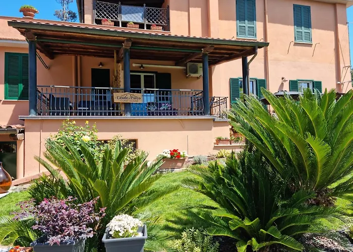 Il Casale Nel Parco Bed & Breakfast 4*